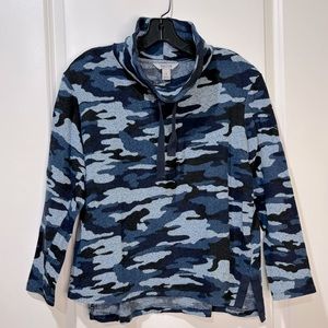 Kenneth Cole Reaction Funnel Neck Blue Camo Top Size Small